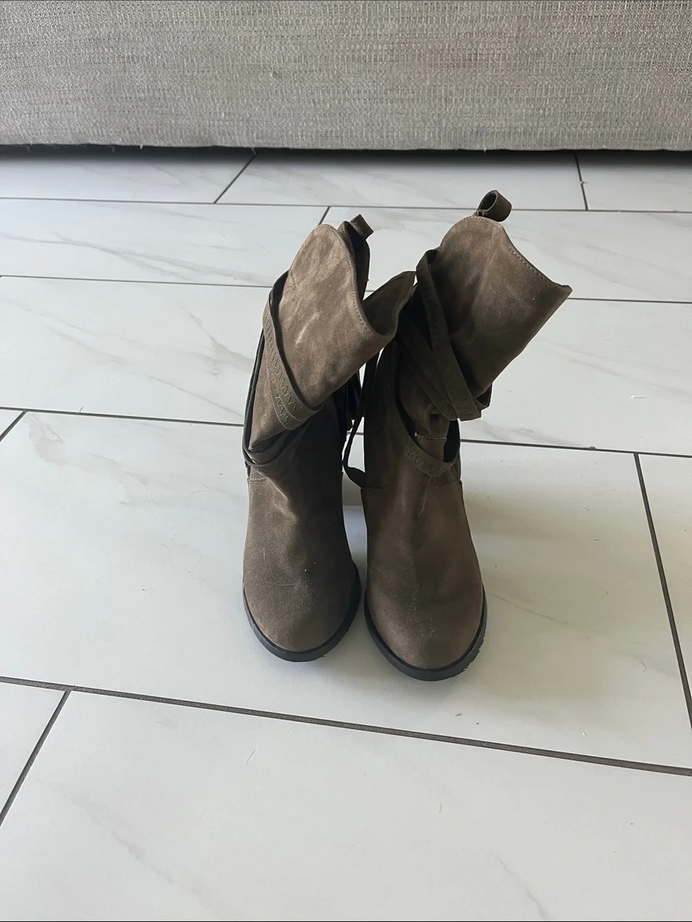 Suede boots